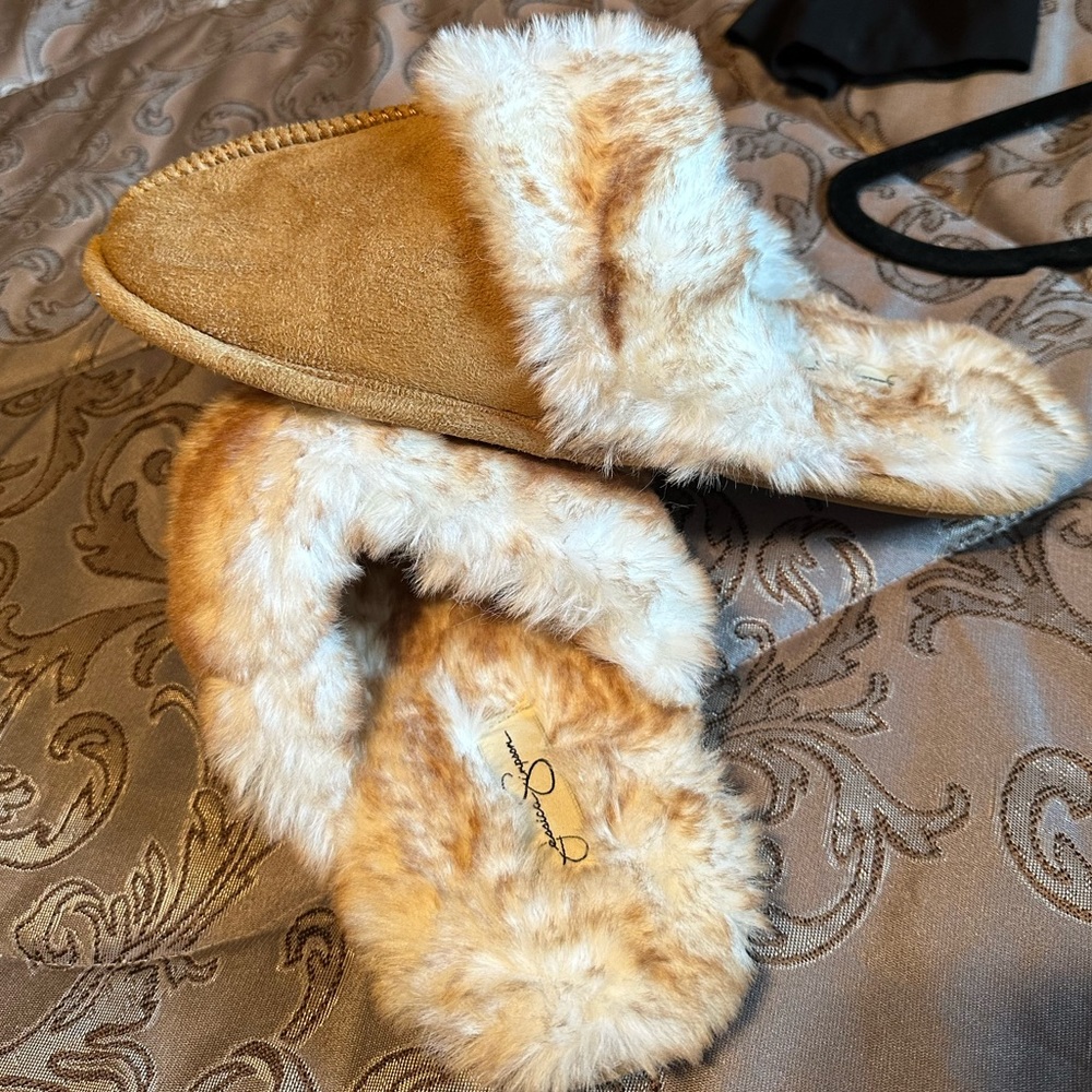 Jessica Simpson Slippers